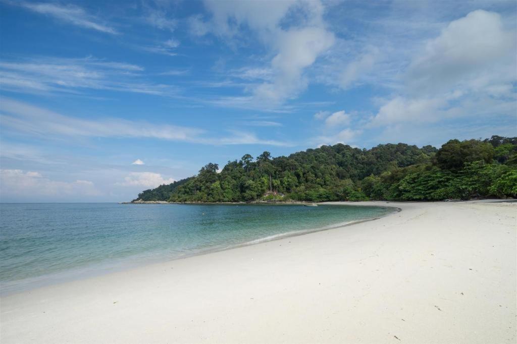 Capital O 89876 Safari Hotel Kampong Pasir Bogak Zewnętrze zdjęcie