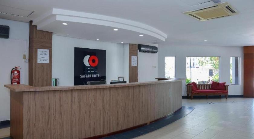 Capital O 89876 Safari Hotel Kampong Pasir Bogak Zewnętrze zdjęcie