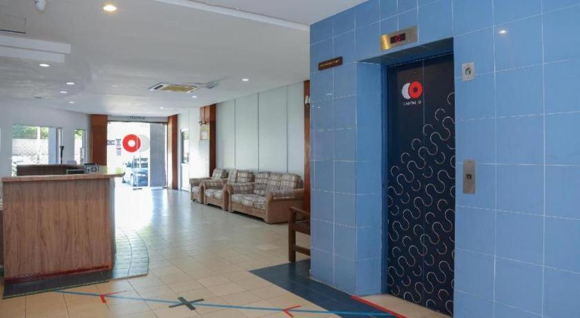 Capital O 89876 Safari Hotel Kampong Pasir Bogak Zewnętrze zdjęcie